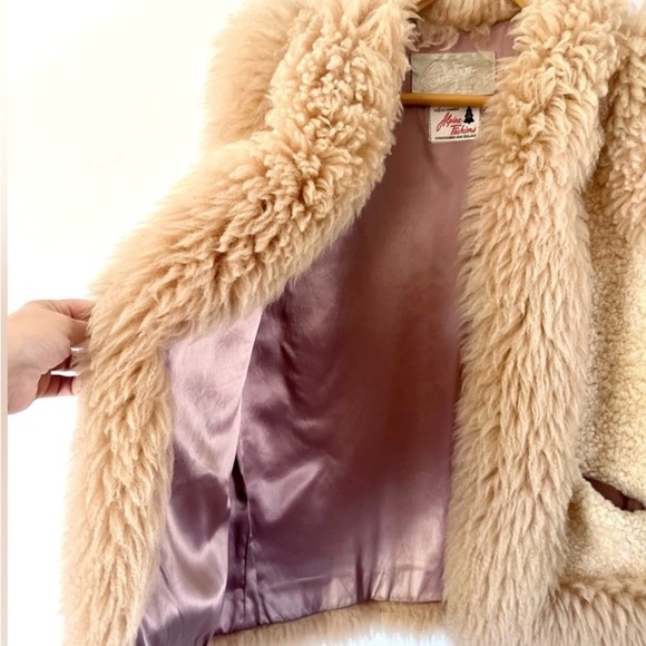 Incredible New Zealand Shearling & Lambskin Vest. Vintage 70s. Excellent cond. - Picture 3 of 5